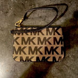Michael Kors wristlet